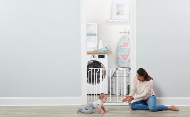 Elm mart Regalo Easy Step 38.5-Inch Wide Walk Thru Baby Gate, Includes 6-Inch Extension Kit, Pressure Mount Kit, Wall Cups