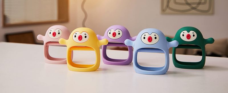 Elm Mart Smily Mia Smily Mia Penguin Teethers, Silicone TeethingToys for Babies 0-6Months, Baby Teethers for 3-6Months, Hand Teether for Infants, Pacifiers for New Born,Light Purple Visit the Smily Mia Store