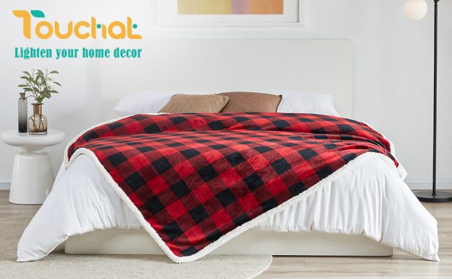 Elmmart Touchat Sherpa Red and Black Buffalo Plaid Christmas Throw Blanket, Fuzzy Fluffy Soft Cozy Blanket, Fleece Flannel Plush Microfiber Blanket for Couch Bed Sofa (60" X 70")