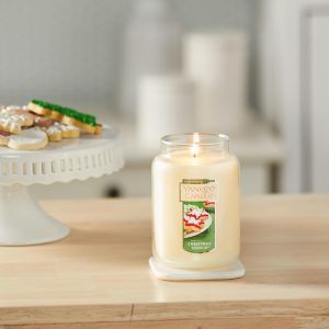 Elmmart Yankee Christmas Candle Cookie Scented, Classic 22oz Large Jar Single Wick Candle, Over 110 Hours of Burn Time, Perfect for Holiday Gifting and Celebration