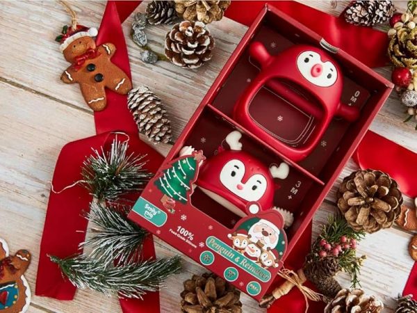 Elmmart Smily Mia Baby Teething Toys, Baby Christmas Stocking Stuffers, Penguin Teether for 0-6M, Reindeer Chew Toys for 3-6M,Teething Mittens for 6-12M Babies, Baby Essential New Born Must Haves, Pine Green